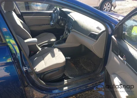 2019 Hyundai Elantra Se z USA, uszkodzony, nr VIN 5NPD74LFXKH496984